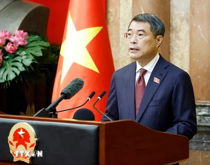 Tổng Bí thư Tô Lâm trao Quyết định bổ nhiệm thành viên Chính phủ nhiệm kỳ 2026 - 2031 Tổng Bí thư Tô Lâm trao Quyết định bổ nhiệm thành viên Chính phủ nhiệm kỳ 2026 - 2031