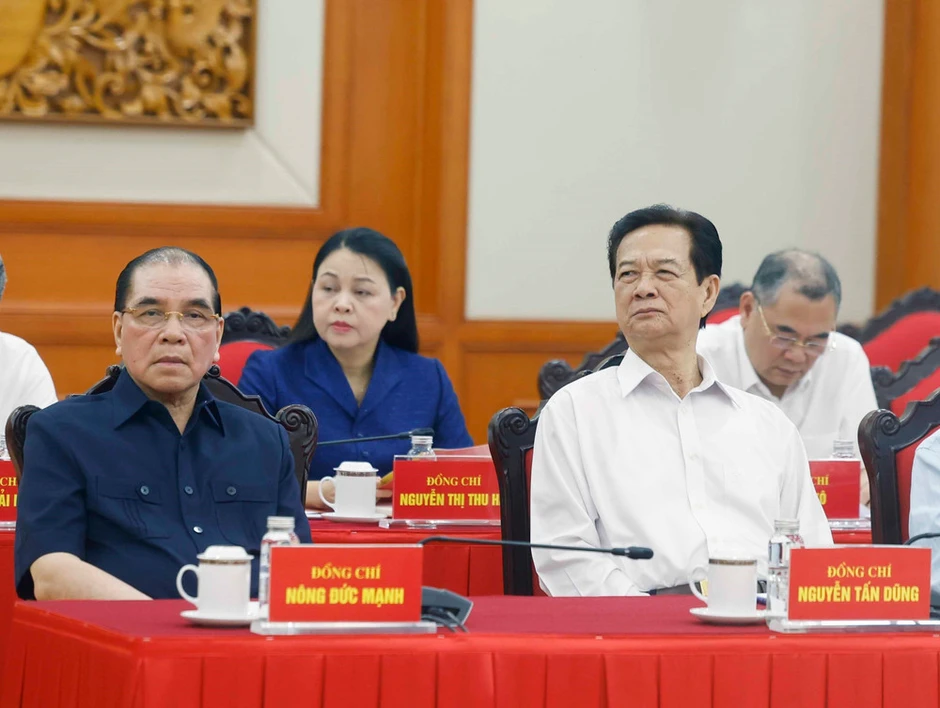 Tổng kết phải thể hiện được tầm vóc lịch sử vĩ đại của 100 năm Đảng lãnh đạo cách mạng Việt Nam Tổng kết phải thể hiện được tầm vóc lịch sử vĩ đại của 100 năm Đảng lãnh đạo cách mạng Việt Nam