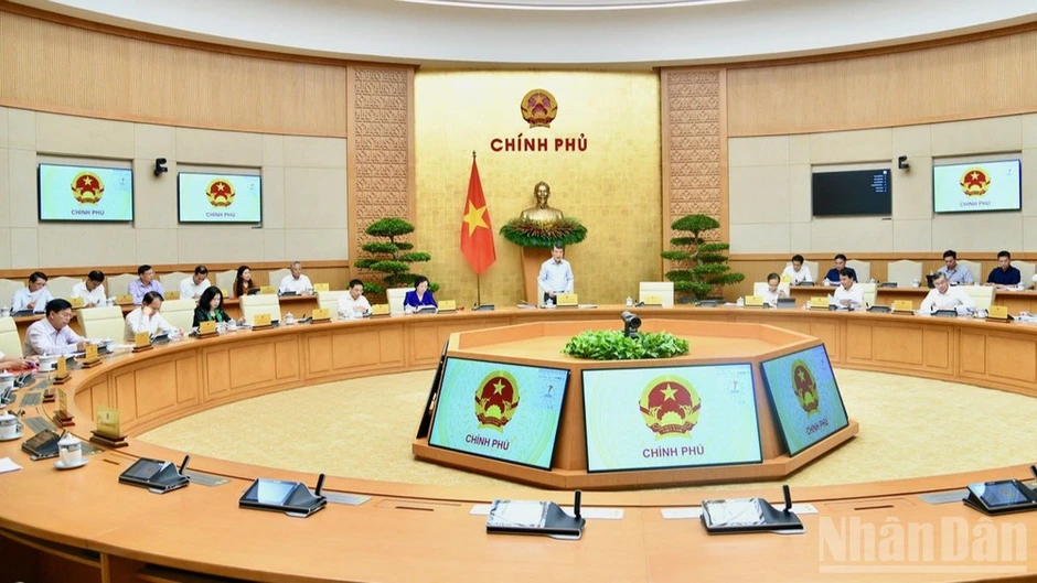 Tổng rà soát, chủ động xử lý những quy định mâu thuẫn, chồng chéo trong hệ thống pháp luật Tổng rà soát, chủ động xử lý những quy định mâu thuẫn, chồng chéo trong hệ thống pháp luật