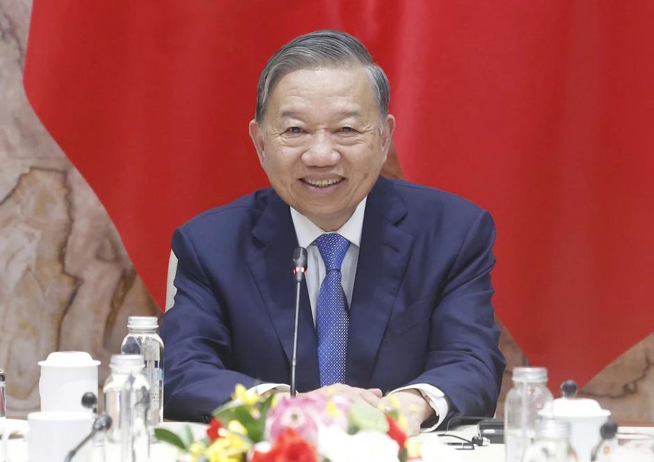 Tổng thống Thụy Sĩ: Việt Nam gây ấn tượng mạnh với thế giới Tổng thống Thụy Sĩ: Việt Nam gây ấn tượng mạnh với thế giới