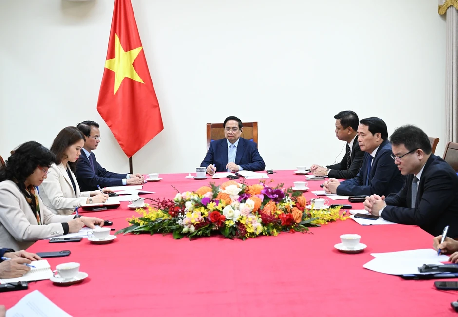 Tổng thống UAE: Sẽ hỗ trợ tối đa nhu cầu năng lượng của Việt Nam Tổng thống UAE: Sẽ hỗ trợ tối đa nhu cầu năng lượng của Việt Nam
