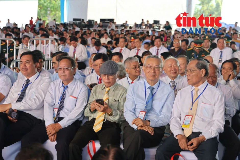 TP Hồ Chí Minh long trọng tổ chức Lễ kỷ niệm 50 năm Ngày Thành phố mang tên Bác