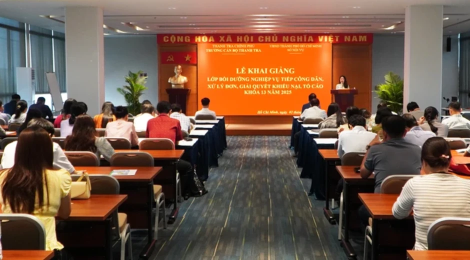 TPHCM: Cán bộ được cử đi học nhưng không đạt kết quả phải bồi hoàn kinh phí TPHCM: Cán bộ được cử đi học nhưng không đạt kết quả phải bồi hoàn kinh phí