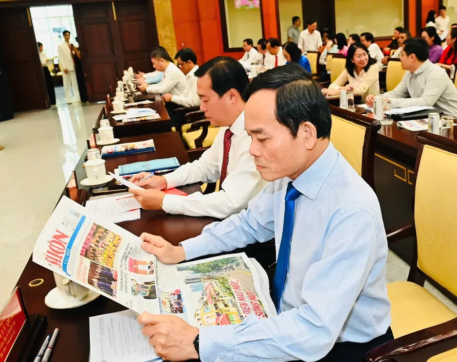 TPHCM: Dự kiến hơn 137.800 người được trang bị báo Đảng TPHCM: Dự kiến hơn 137.800 người được trang bị báo Đảng