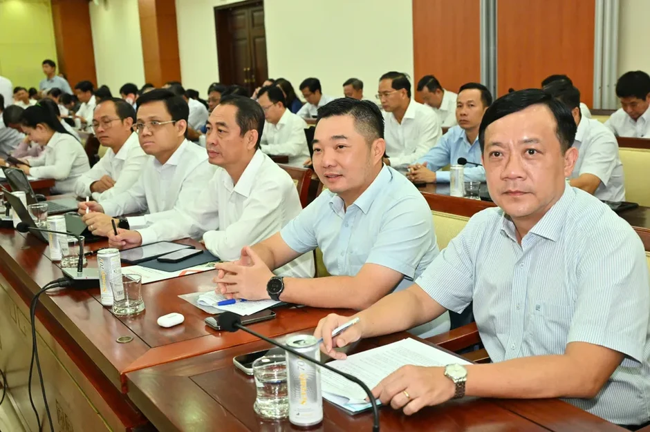TPHCM giữ vững vai trò là cực tăng trưởng quan trọng của cả nước TPHCM giữ vững vai trò là cực tăng trưởng quan trọng của cả nước