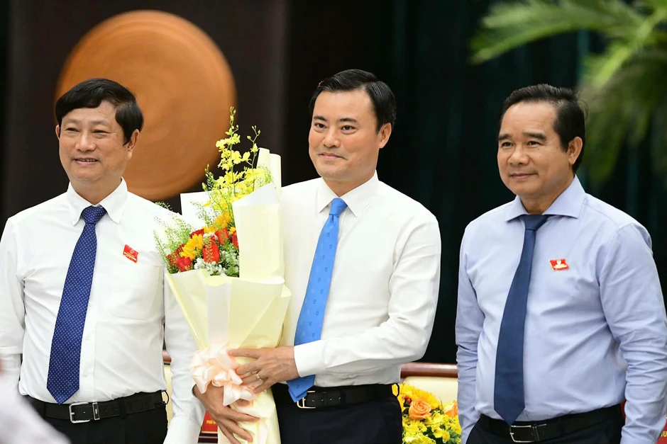 TPHCM miễn nhiệm 1 Phó Chủ tịch UBND để thực hiện công tác cán bộ TPHCM miễn nhiệm 1 Phó Chủ tịch UBND để thực hiện công tác cán bộ