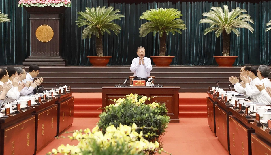 TPHCM phải đi đầu, biến các nghị quyết chiến lược thành thực tiễn sống động TPHCM phải đi đầu, biến các nghị quyết chiến lược thành thực tiễn sống động