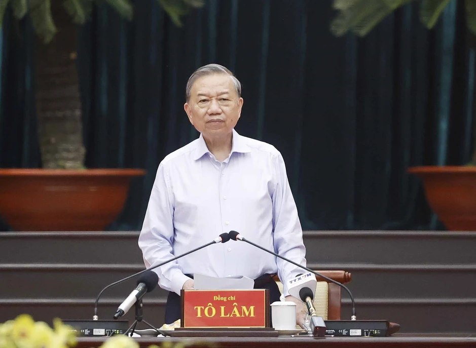 TPHCM phải đi đầu, biến các nghị quyết chiến lược thành thực tiễn sống động TPHCM phải đi đầu, biến các nghị quyết chiến lược thành thực tiễn sống động