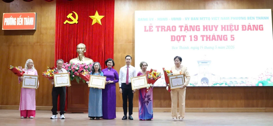 TPHCM: Phường Bến Thành ra mắt Sổ tay điện tử Không gian văn hóa Hồ Chí Minh TPHCM: Phường Bến Thành ra mắt Sổ tay điện tử Không gian văn hóa Hồ Chí Minh