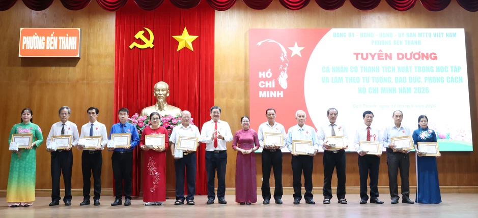 TPHCM: Phường Bến Thành ra mắt Sổ tay điện tử Không gian văn hóa Hồ Chí Minh TPHCM: Phường Bến Thành ra mắt Sổ tay điện tử Không gian văn hóa Hồ Chí Minh