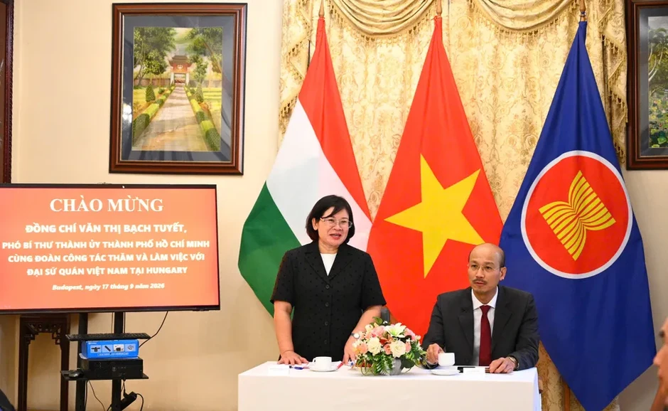TPHCM tăng cường hợp tác với Pháp và Hungary về AI, logistics, giao thông đô thị