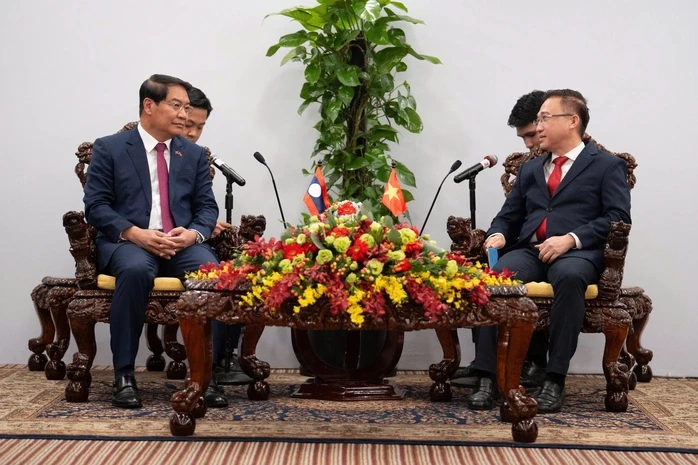 TPHCM tăng cường hợp tác với thủ đô Vientiane của Lào TPHCM tăng cường hợp tác với thủ đô Vientiane của Lào