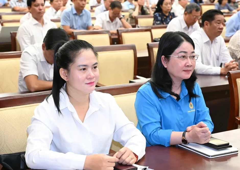 TPHCM tập trung nguồn lực hiện đại hóa hạ tầng số cấp xã TPHCM tập trung nguồn lực hiện đại hóa hạ tầng số cấp xã