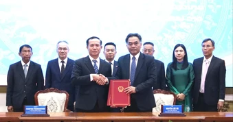 TPHCM và tỉnh Champasak ký Bản ghi nhớ hợp tác giai đoạn 2026-2030