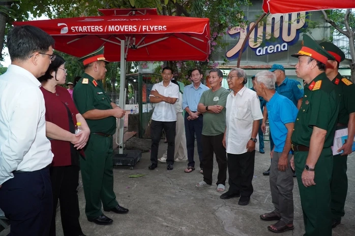 TPHCM xác minh vị trí nghi hố chôn tập thể liệt sĩ tại Công viên Lê Thị Riêng TPHCM xác minh vị trí nghi hố chôn tập thể liệt sĩ tại Công viên Lê Thị Riêng