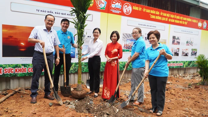 TPHCM yêu cầu có trách nhiệm với từng cây trồng TPHCM yêu cầu có trách nhiệm với từng cây trồng