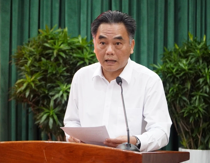 TPHCM yêu cầu làm rõ: Cùng một chỉ đạo, nơi làm nhanh, nơi chậm TPHCM yêu cầu làm rõ: Cùng một chỉ đạo, nơi làm nhanh, nơi chậm