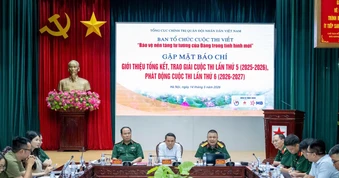 Trao 31 giải cuộc thi viết "Bảo vệ nền tảng tư tưởng của Đảng trong tình hình mới"