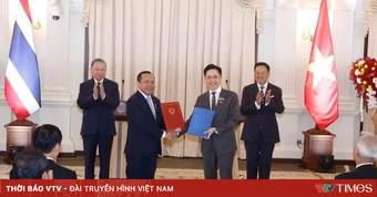 Trao các văn kiện hợp tác và công bố Logo kỷ niệm 50 năm thiết lập quan hệ ngoại giao Việt Nam - Thái Lan