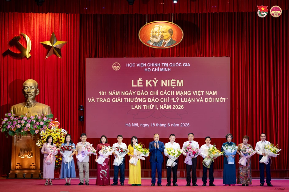 Trao giải báo chí “Lý luận và đổi mới” lần thứ nhất, năm 2026 Trao giải báo chí “Lý luận và đổi mới” lần thứ nhất, năm 2026