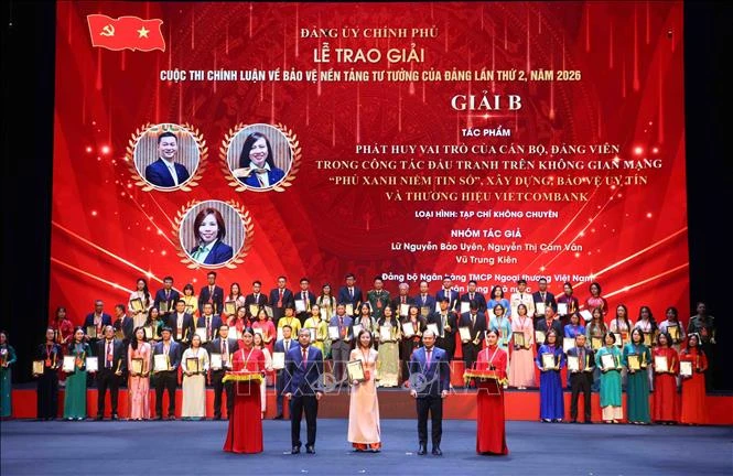 Trao giải Cuộc thi chính luận về bảo vệ nền tảng tư tưởng của Đảng trong Đảng bộ Chính phủ lần thứ 2