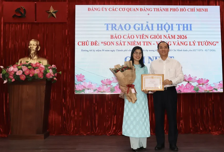 Trao giải hội thi Báo cáo viên giỏi năm 2026 Trao giải hội thi Báo cáo viên giỏi năm 2026