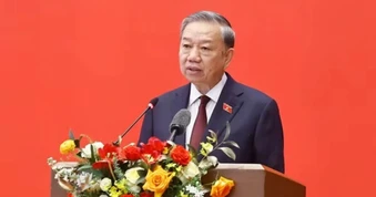 Trao Quyết định của Bộ Chính trị chỉ định Đảng ủy Quốc hội nhiệm kỳ 2025-2030