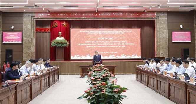 Triển khai kiểm tra, giám sát đợt 2 của Bộ Chính trị, Ban Bí thư với Ban Thường vụ Thành ủy Hà Nội Triển khai kiểm tra, giám sát đợt 2 của Bộ Chính trị, Ban Bí thư với Ban Thường vụ Thành ủy Hà Nội