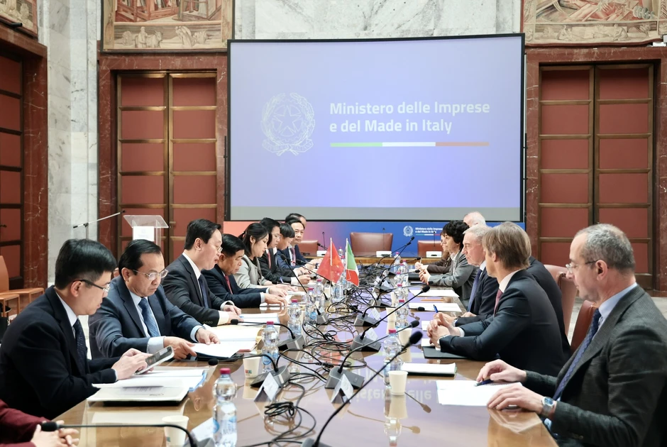 Triển khai ngay và cụ thể hoá tiềm năng hợp tác kinh tế Việt Nam – Italy Triển khai ngay và cụ thể hoá tiềm năng hợp tác kinh tế Việt Nam – Italy