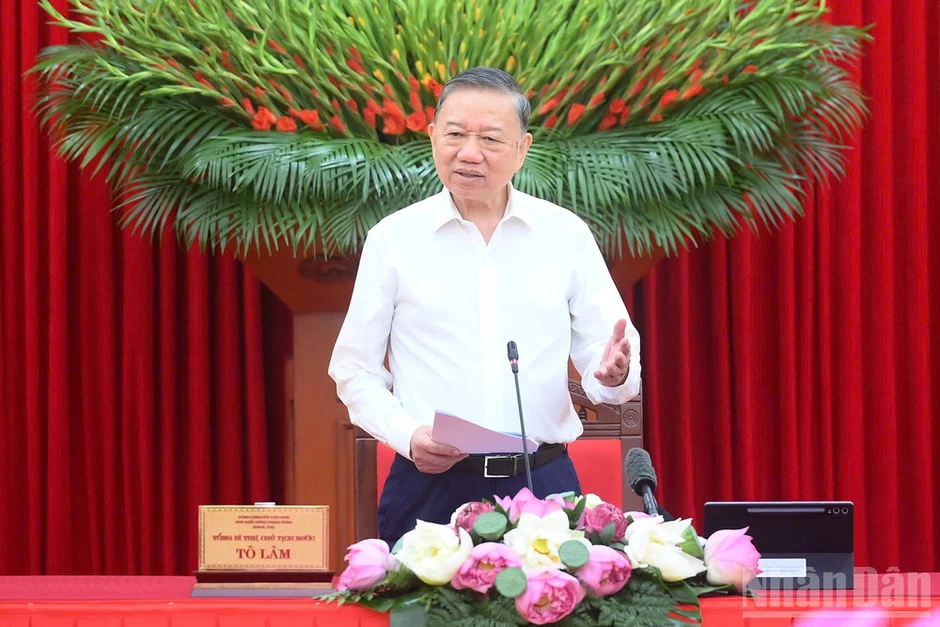 Triển khai nhiệm vụ tổng kết thực tiễn và nghiên cứu sửa đổi, bổ sung Điều lệ Đảng Triển khai nhiệm vụ tổng kết thực tiễn và nghiên cứu sửa đổi, bổ sung Điều lệ Đảng