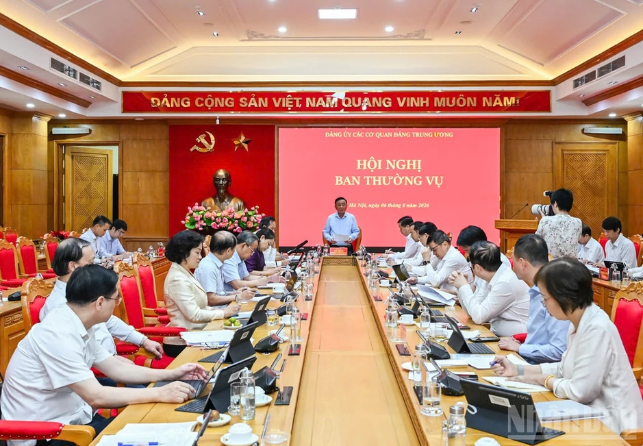 Triển khai quyết liệt, thực chất các nhiệm vụ, gắn trách nhiệm người đứng đầu Triển khai quyết liệt, thực chất các nhiệm vụ, gắn trách nhiệm người đứng đầu