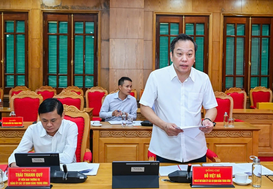 Triển khai quyết liệt, thực chất các nhiệm vụ, gắn trách nhiệm người đứng đầu Triển khai quyết liệt, thực chất các nhiệm vụ, gắn trách nhiệm người đứng đầu
