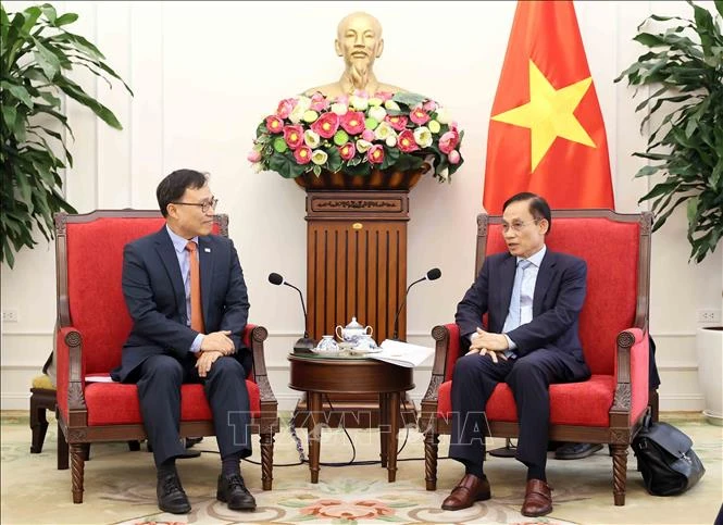 Triển khai thực chất các thỏa thuận hợp tác giữa lãnh đạo cấp cao Việt Nam - Hàn Quốc Triển khai thực chất các thỏa thuận hợp tác giữa lãnh đạo cấp cao Việt Nam - Hàn Quốc