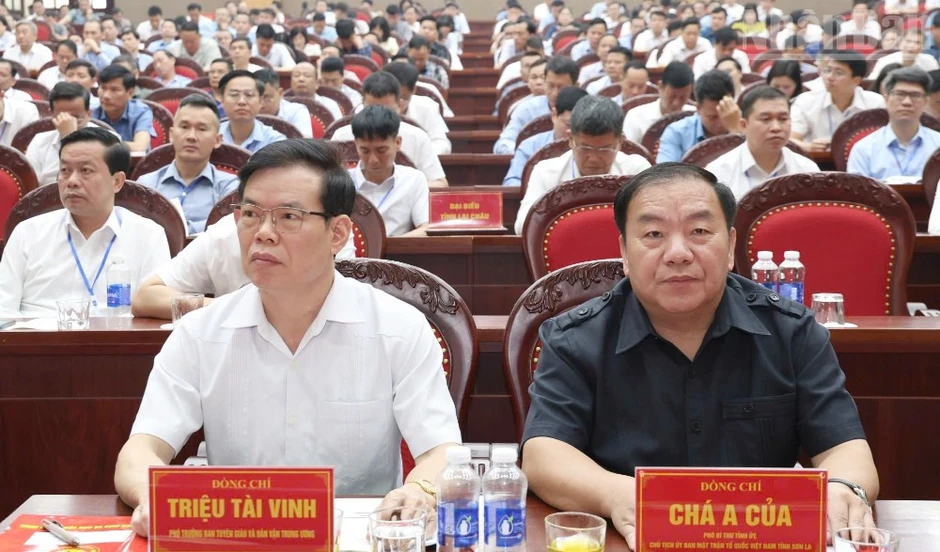 Triển khai văn bản của Ban Bí thư về công tác dân tộc, tôn giáo tại Sơn La Triển khai văn bản của Ban Bí thư về công tác dân tộc, tôn giáo tại Sơn La