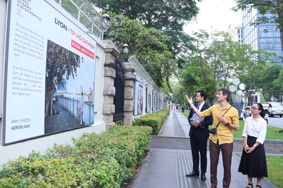 Triển lãm ảnh Lyon - TPHCM: Góc nhìn giao thoa giữa hai thành phố Triển lãm ảnh Lyon - TPHCM: Góc nhìn giao thoa giữa hai thành phố