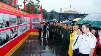 Triển lãm "Đất và người Hải Phòng qua 71 năm xây dựng và phát triển"