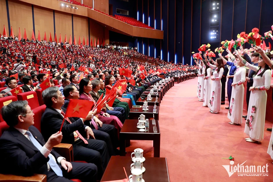 Trong bối cảnh đặc biệt của đất nước, Chủ tịch Mặt trận Tổ quốc kêu gọi toàn dân đoàn kết Trong bối cảnh đặc biệt của đất nước, Chủ tịch Mặt trận Tổ quốc kêu gọi toàn dân đoàn kết
