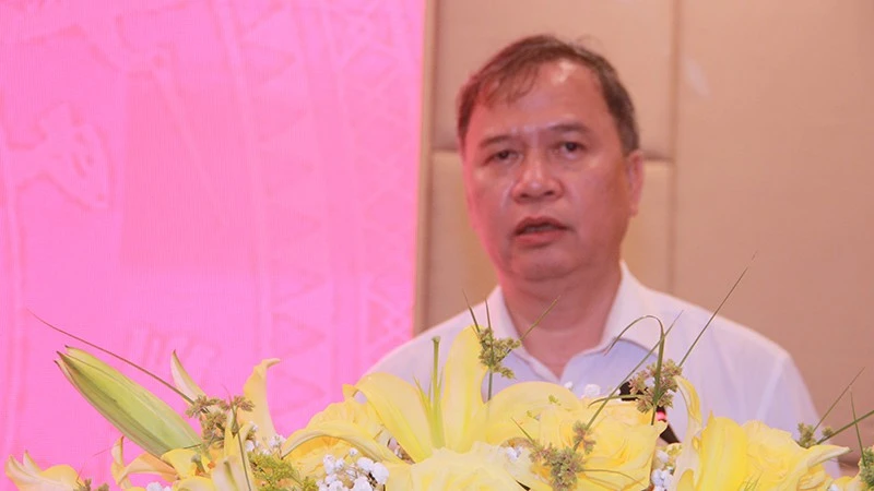 Trọng tâm là kiểm tra, giám sát thường xuyên, đồng hành thực hiện mục tiêu tăng trưởng 2 con số Trọng tâm là kiểm tra, giám sát thường xuyên, đồng hành thực hiện mục tiêu tăng trưởng 2 con số