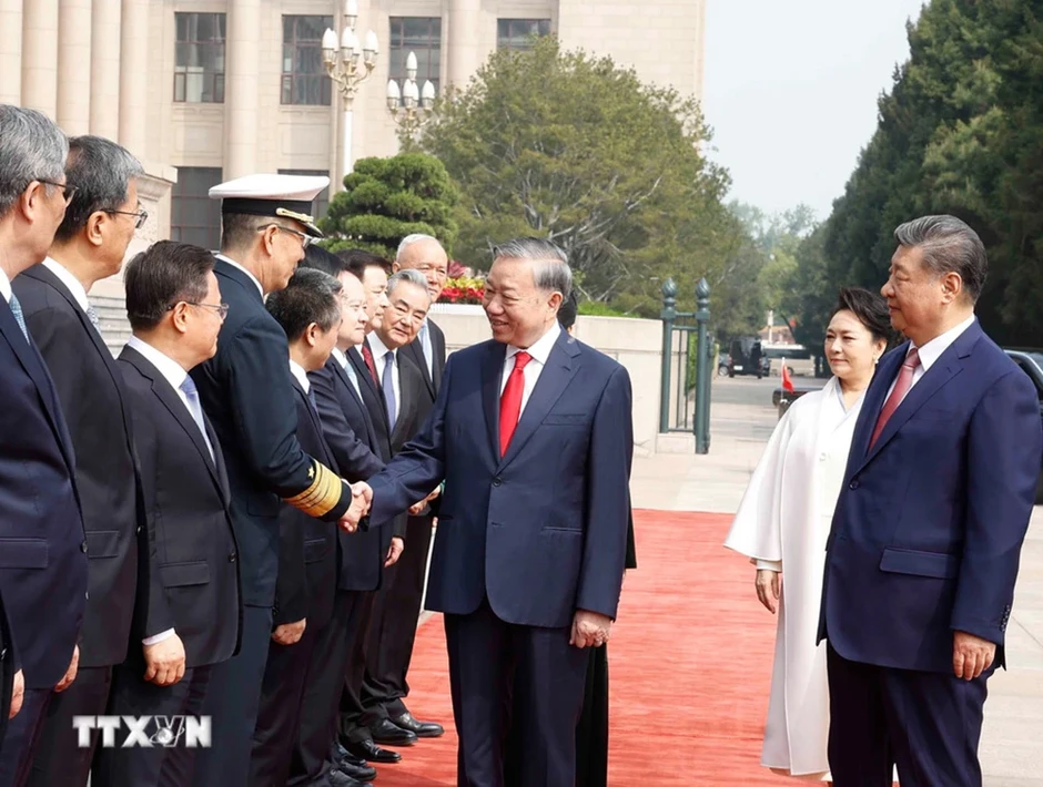 Trung Quốc bắn 21 loạt đại bác chào mừng Tổng Bí thư, Chủ tịch nước Tô Lâm Trung Quốc bắn 21 loạt đại bác chào mừng Tổng Bí thư, Chủ tịch nước Tô Lâm