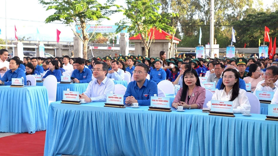 Trung ương Đoàn tổ chức Lễ ra quân Chiến dịch Thanh niên tình nguyện hè 2026 Trung ương Đoàn tổ chức Lễ ra quân Chiến dịch Thanh niên tình nguyện hè 2026