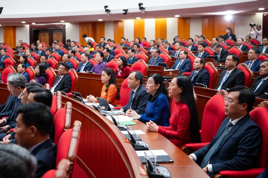 Trung ương thảo luận, cho ý kiến nhiều nội dung quan trọng về kinh tế - xã hội Trung ương thảo luận, cho ý kiến nhiều nội dung quan trọng về kinh tế - xã hội