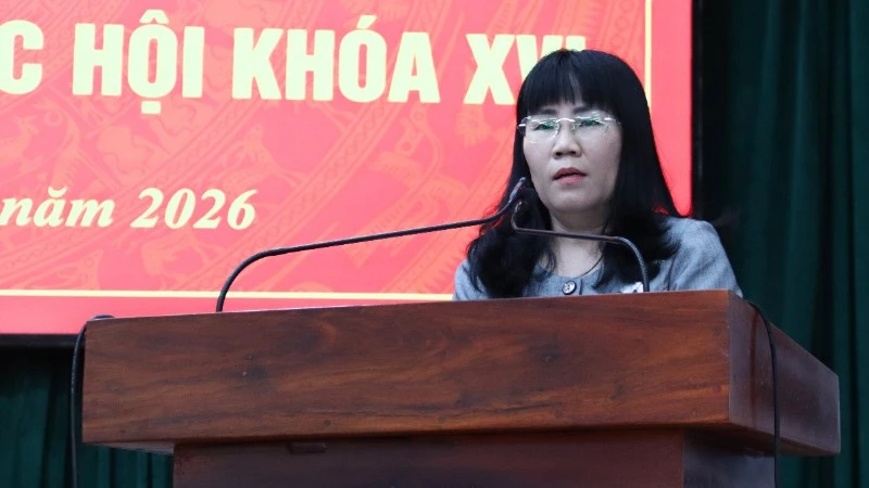 Trưởng Ban Chính sách, chiến lược Trung ương tiếp xúc với cử tri sau Kỳ họp thứ Nhất, Quốc hội khóa XVI tại Đắk Lắk Trưởng Ban Chính sách, chiến lược Trung ương tiếp xúc với cử tri sau Kỳ họp thứ Nhất, Quốc hội khóa XVI tại Đắk Lắk