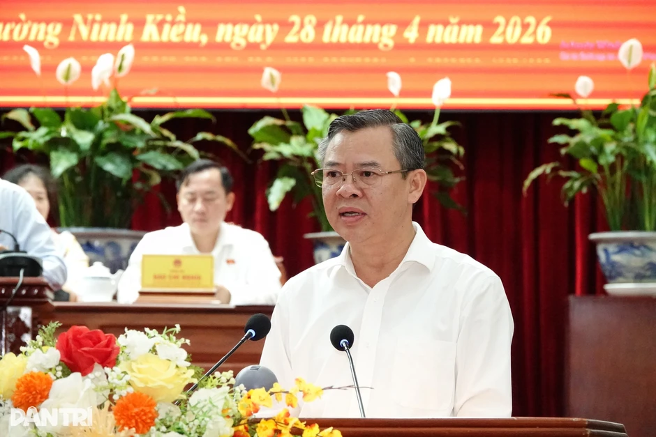 Trưởng Ban Tổ chức Trung ương tiếp xúc cử tri ở Cần Thơ Trưởng Ban Tổ chức Trung ương tiếp xúc cử tri ở Cần Thơ