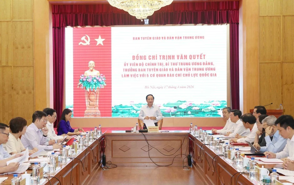 Trưởng Ban Tuyên giáo và Dân vận Trung ương làm việc với các cơ quan báo chí chủ lực quốc gia Trưởng Ban Tuyên giáo và Dân vận Trung ương làm việc với các cơ quan báo chí chủ lực quốc gia