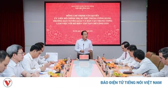 Trưởng Ban Tuyên giáo và Dân vận Trung ương làm việc với Tạp chí Cộng sản