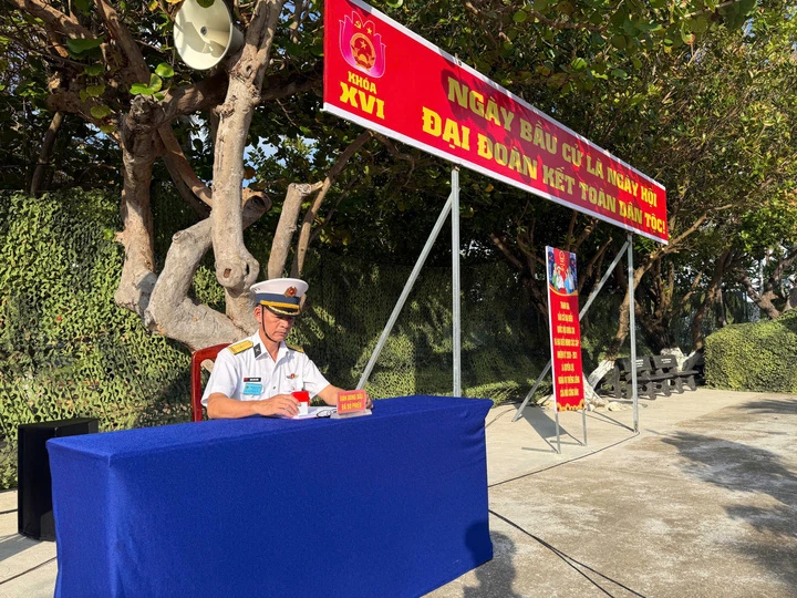 Trường Sa hoàn tất công tác chuẩn bị cho 'Ngày hội non sông' Trường Sa hoàn tất công tác chuẩn bị cho 'Ngày hội non sông'