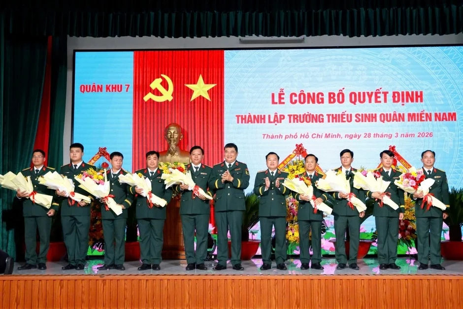 Trường Thiếu sinh quân miền Nam đặc biệt quan tâm trẻ mồ côi do COVID-19 Trường Thiếu sinh quân miền Nam đặc biệt quan tâm trẻ mồ côi do COVID-19