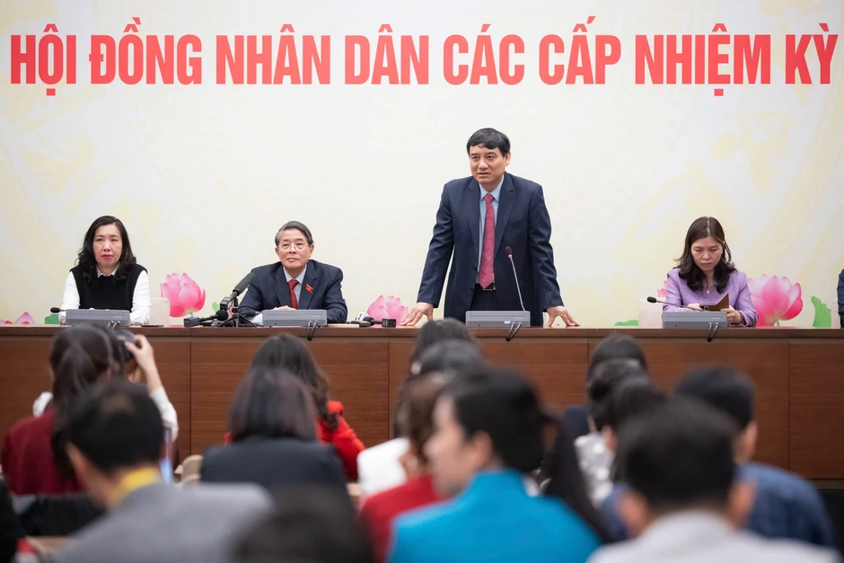 Truyền tải kịp thời thông tin về cuộc bầu cử tới cử tri và Nhân dân cả nước Truyền tải kịp thời thông tin về cuộc bầu cử tới cử tri và Nhân dân cả nước