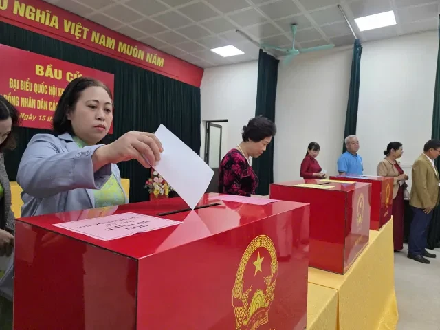 Truyền thông quốc tế ấn tượng với “Ngày hội non sông” của Việt Nam Truyền thông quốc tế ấn tượng với “Ngày hội non sông” của Việt Nam