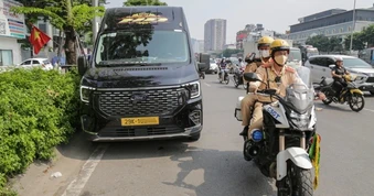 Từ 1/2028, xe hợp đồng phải chia sẻ dữ liệu hợp đồng vận tải với Bộ Công an